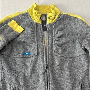 New Balance Heritage Gray Jacket size M. Women.